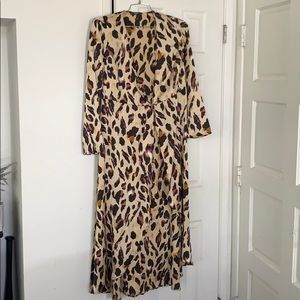 3/$15 Long Sleeve Leopard Print “Robe”/cape